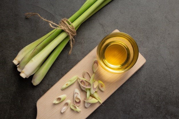 Top 8 Health Benefits Of Lemongrass Herb