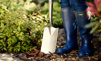 Tips for Digging the Garden